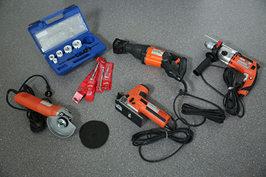 Werkzeuge, bei denen eine RC 5-Haustür standhält.